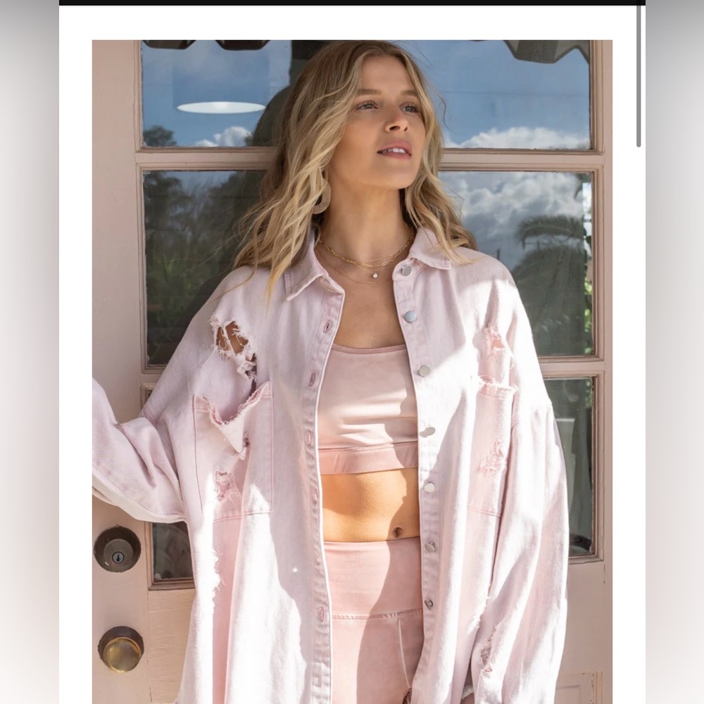 POL Light Pink Distressed shirt jacket